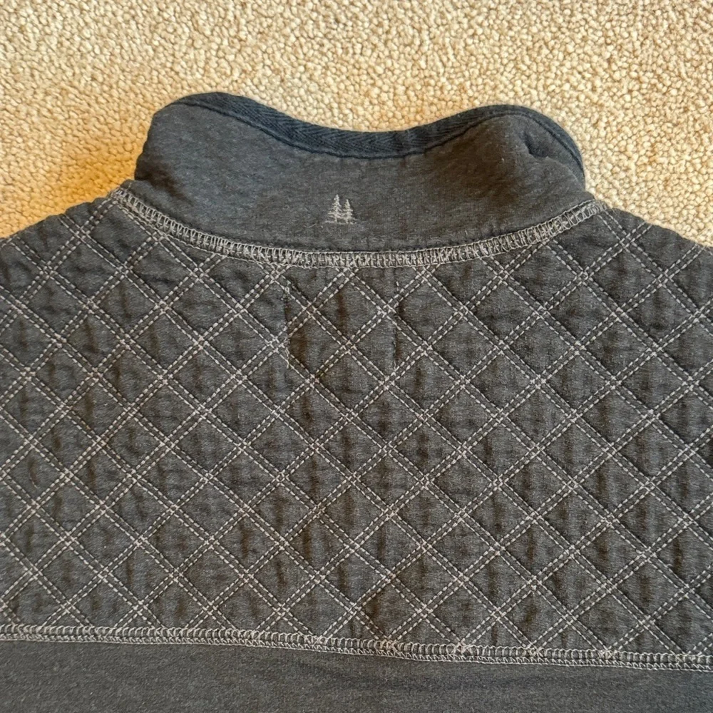 G.H. Bass & Co. Charcoal Quilted Half-Zip - Picture 5 of 5